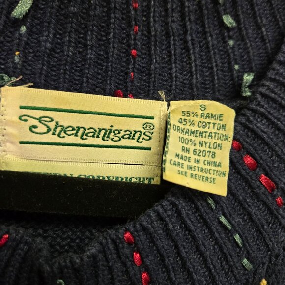 Vintage Grannycore Cottage  Embroidered Sweater S Floral Cable Knit Short Sleeve - Picture 4 of 8